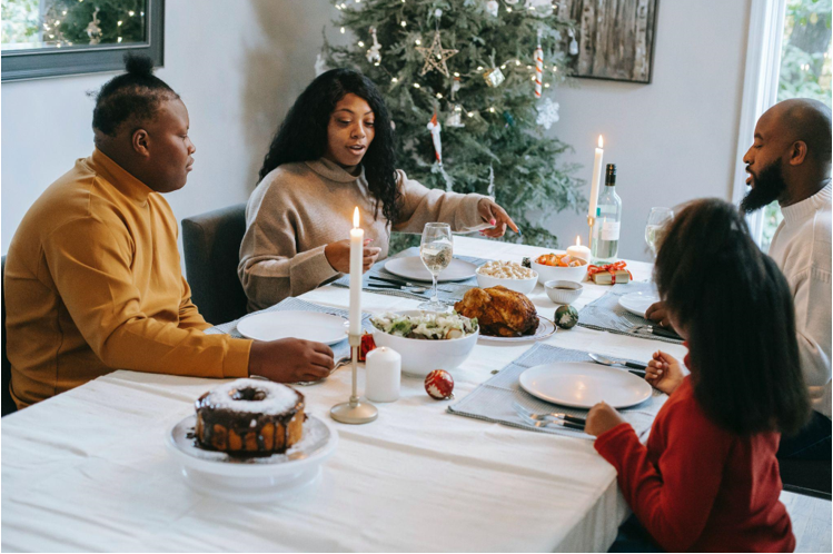 The Power of Positive Self-Talk: Mental Health Tips and Body Image During the Christmas Season